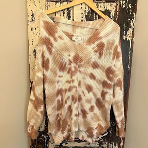 EUC oversized Women’s Aerie tie dyed sweater. Size M.